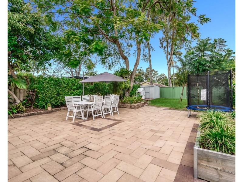 33 Turana Street, Coombabah QLD 4216