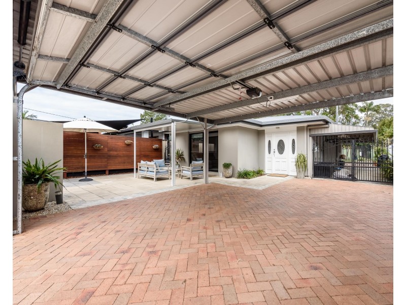 33 Turana Street, Coombabah QLD 4216
