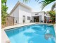 18 Robin Avenue, Paradise Point QLD 4216
