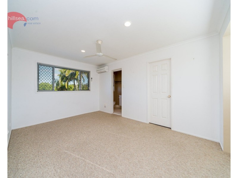 10 Greenwood Court, Helensvale QLD 4212