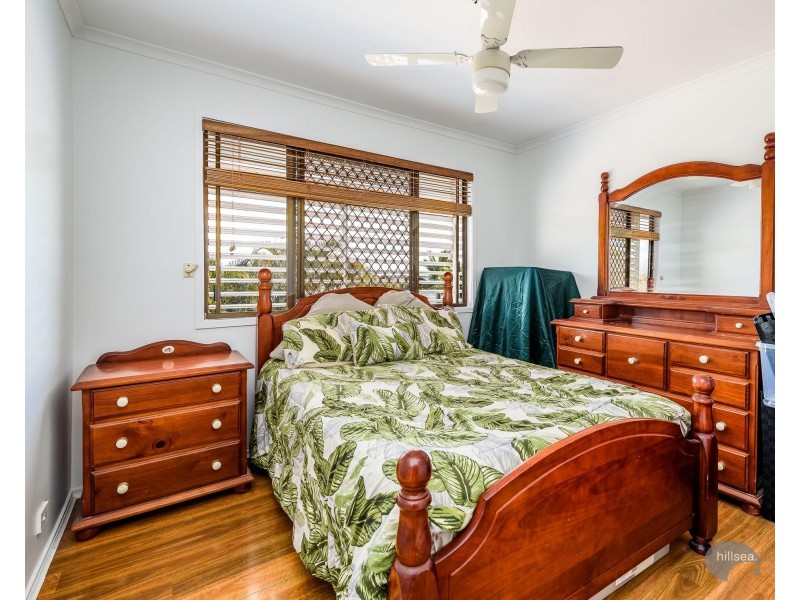 14A Thrush Avenue, Paradise Point QLD 4216