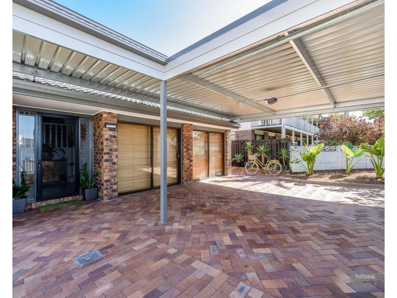 14A Thrush Avenue, Paradise Point QLD 4216