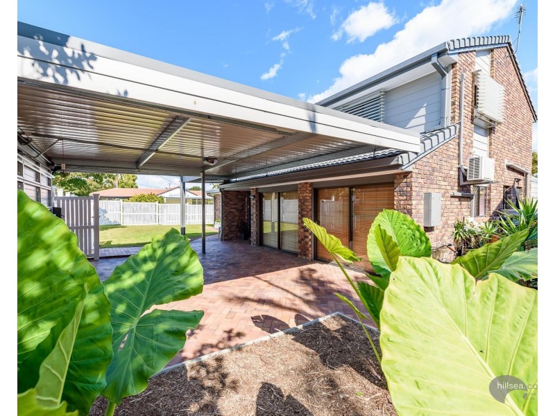 14A Thrush Avenue, Paradise Point QLD 4216