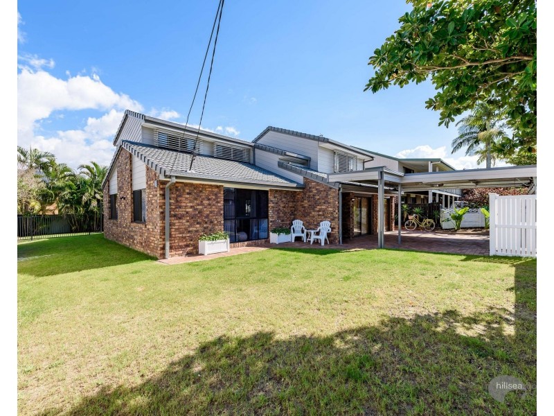 14A Thrush Avenue, Paradise Point QLD 4216