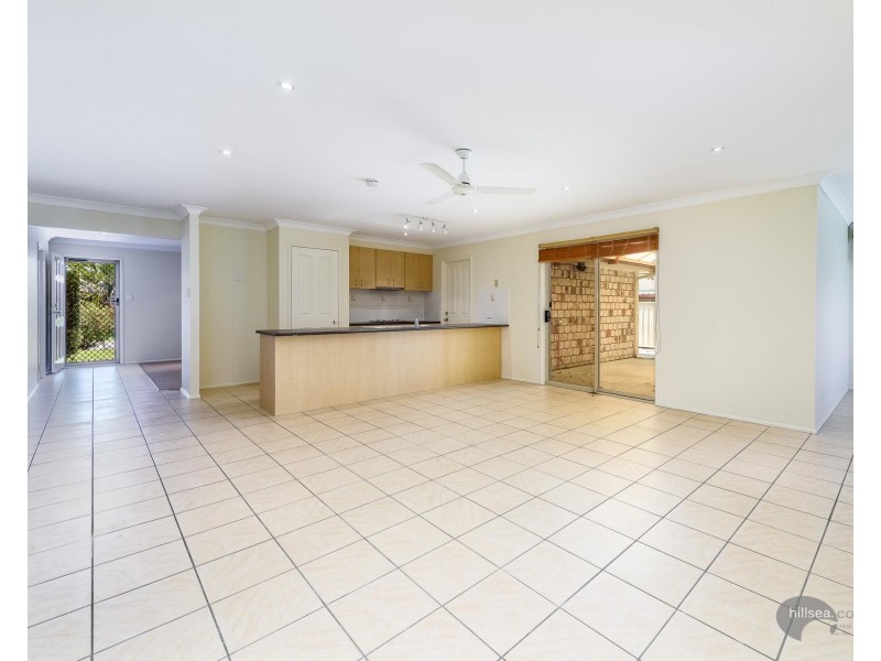 12 Tandanus Court, Oxenford QLD 4210