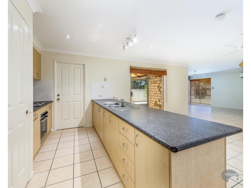 12 Tandanus Court, Oxenford QLD 4210