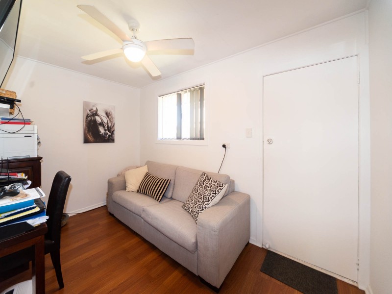 16 Muscovey Avenue, Paradise Point QLD 4216