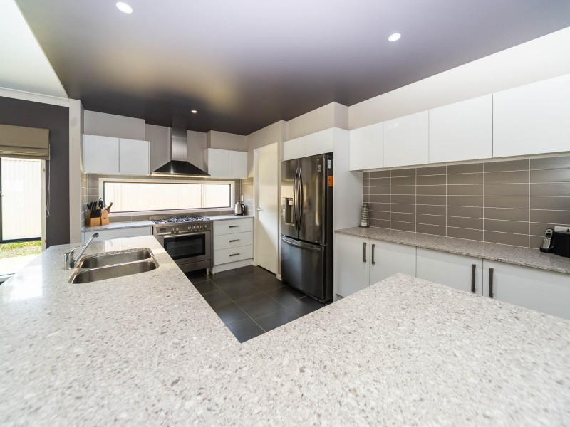 63 Peter Mills Drive, Gilston QLD 4211