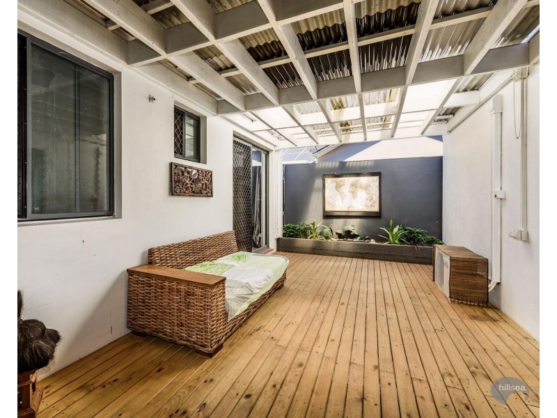 16 Myola Court, Coombabah QLD 4216