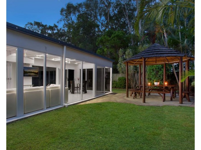 77 Burrendong Road, Coombabah QLD 4216