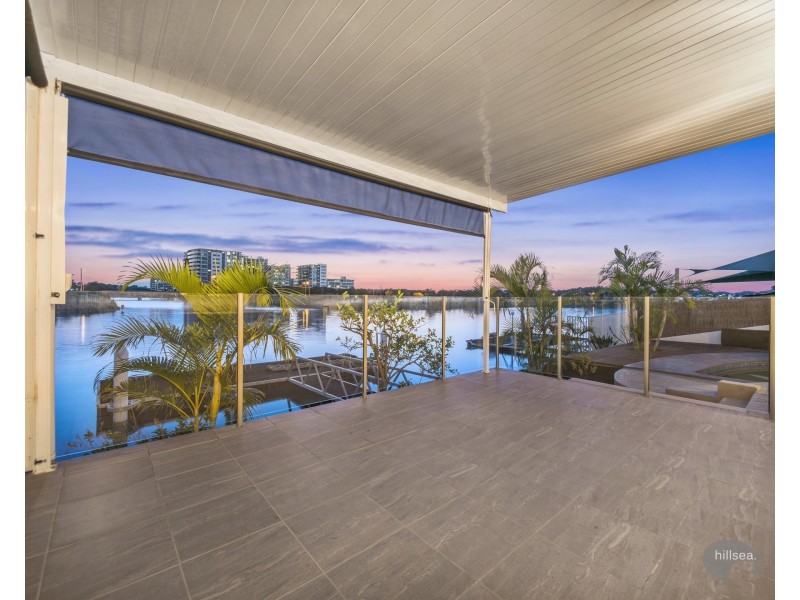 36 Anchorage Way, Biggera Waters QLD 4216