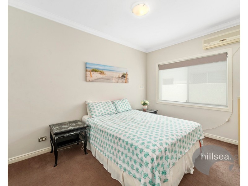 36 Anchorage Way, Biggera Waters QLD 4216