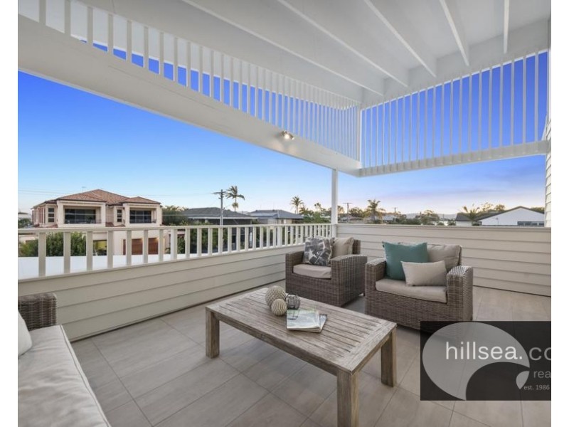 19a & 19b Killowill Avenue, Paradise Point QLD 4216