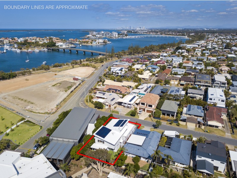 19a & 19b Killowill Avenue, Paradise Point QLD 4216