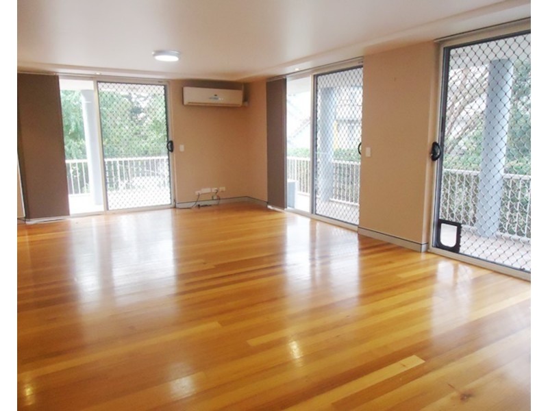 5/111 Frank Street, Labrador QLD 4215