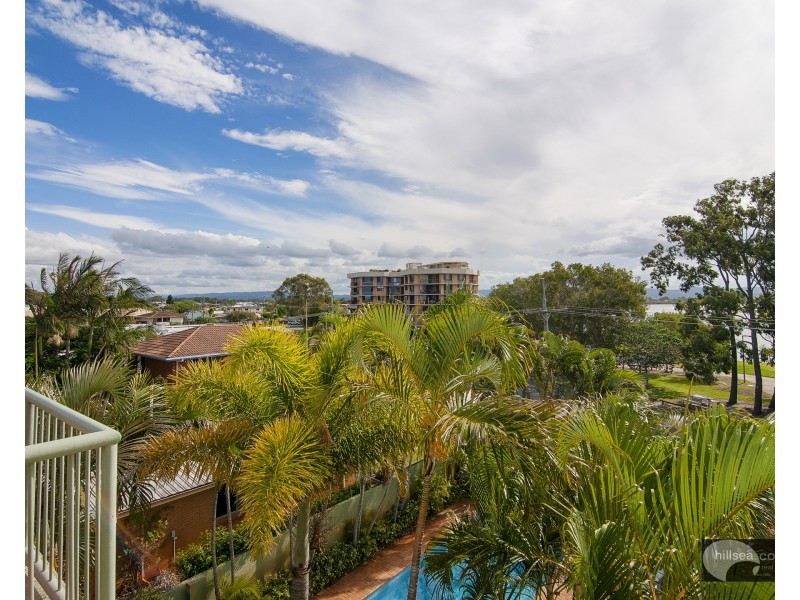 7/7 Esplanade West, Paradise Point QLD 4216