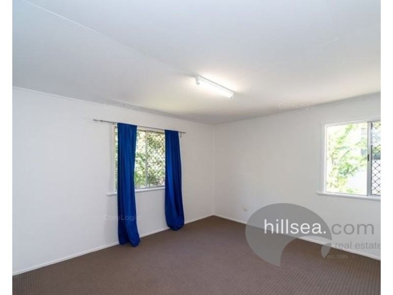 39 The Esplanade, Coombabah QLD 4216