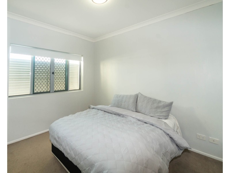 17/39 Frank Street, Labrador QLD 4215