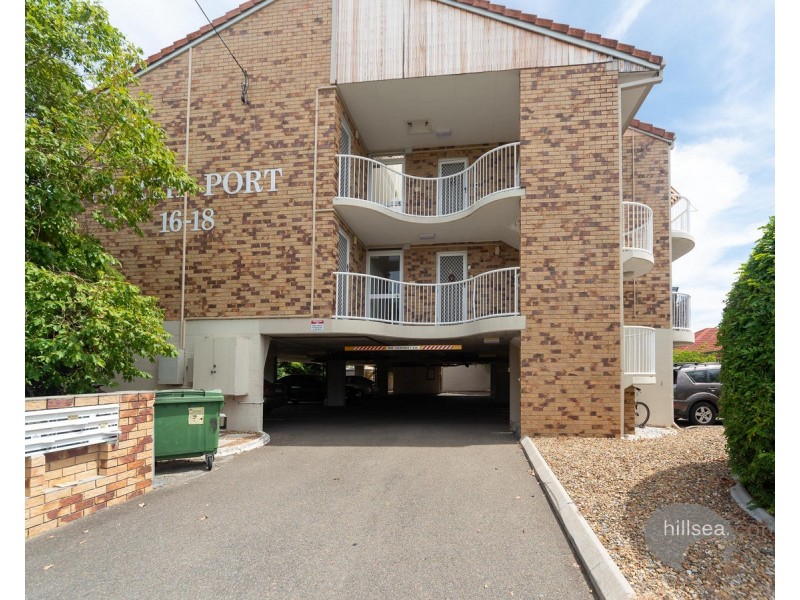 9/18 Abalone Avenue, Paradise Point QLD 4216