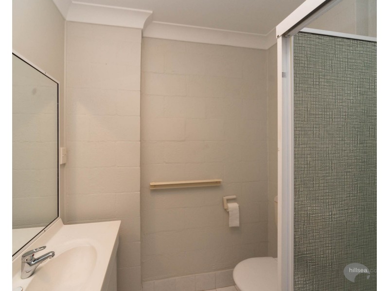 9/18 Abalone Avenue, Paradise Point QLD 4216