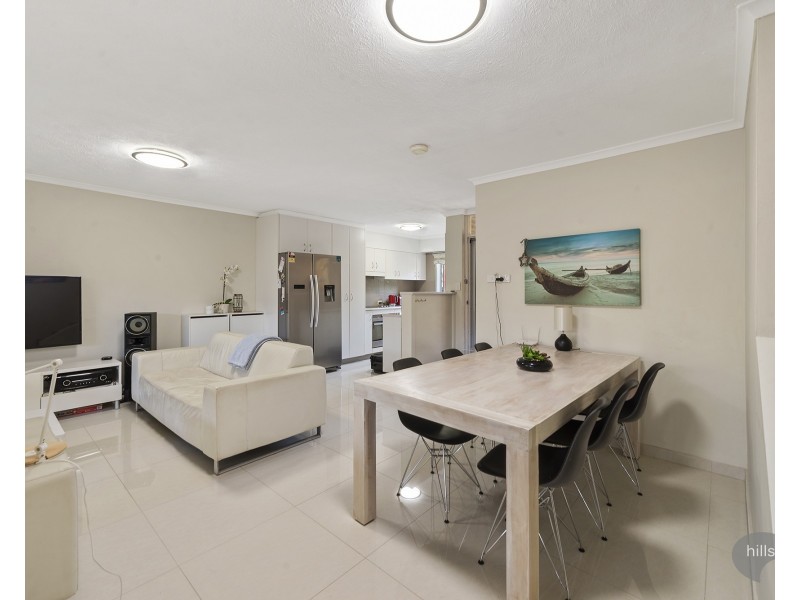 10/3 Proud Street, Labrador QLD 4215