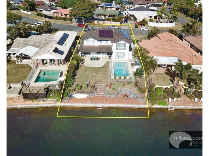 25 Wendoree Way, Coombabah QLD 4216