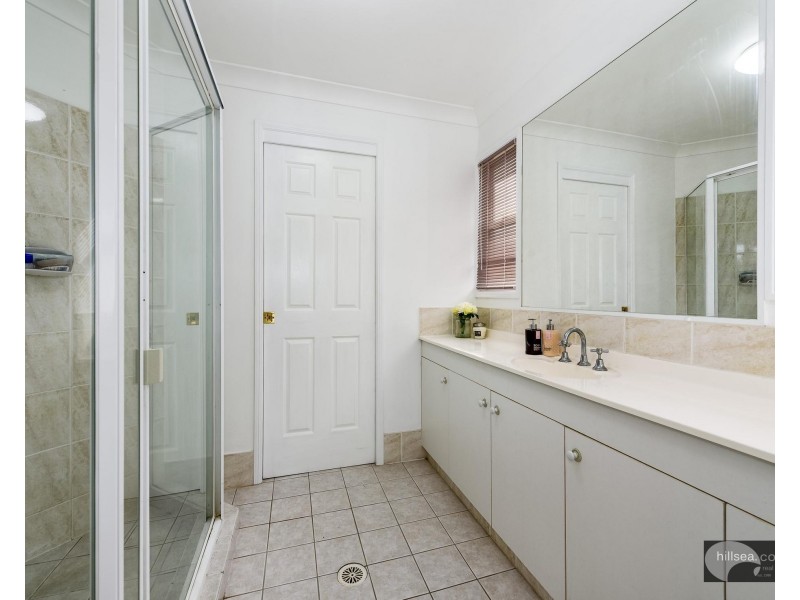 25 Wendoree Way, Coombabah QLD 4216