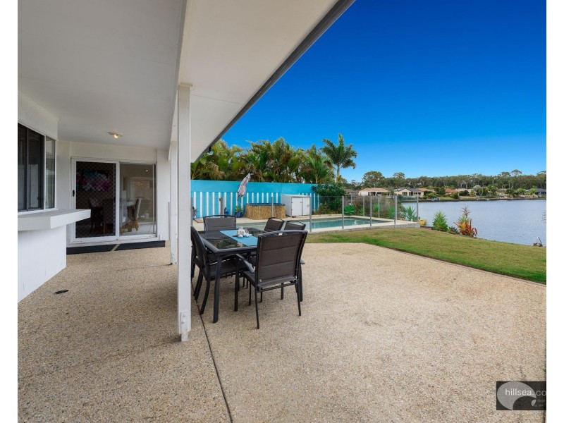 25 Wendoree Way, Coombabah QLD 4216