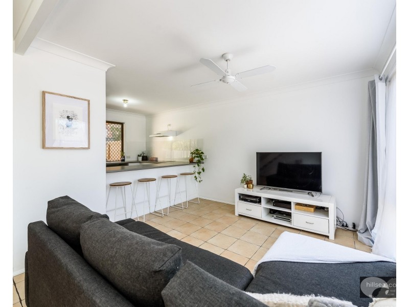 1/202 Central Street, Labrador QLD 4215