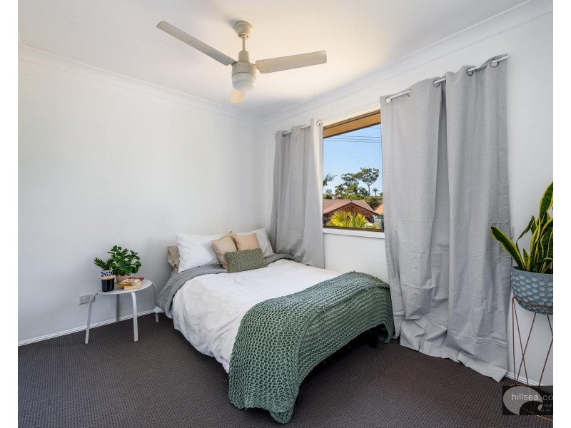 1/202 Central Street, Labrador QLD 4215