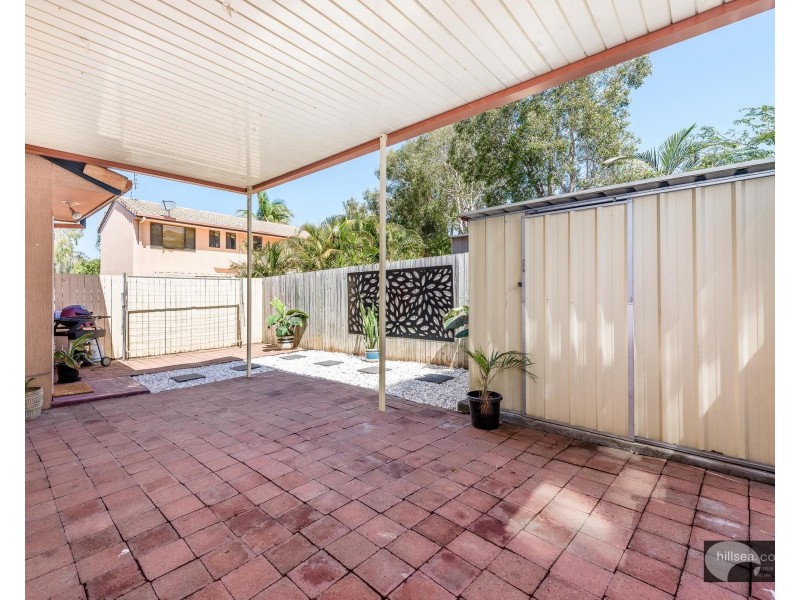 1/202 Central Street, Labrador QLD 4215