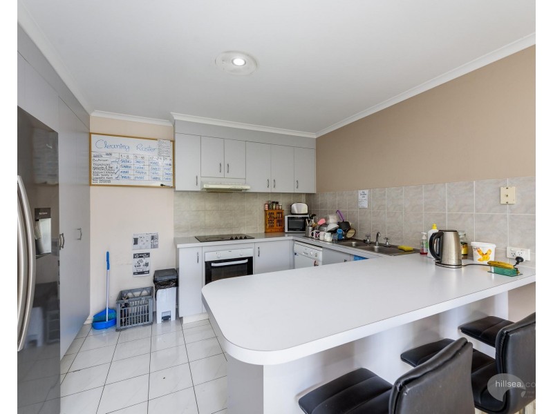 4/40 Government Road, Labrador QLD 4215