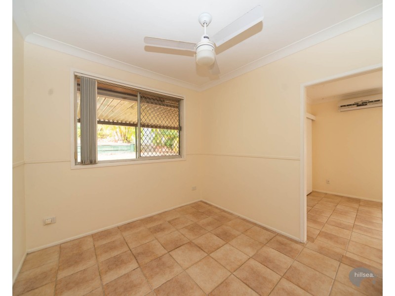 11 Winani Drive, Ashmore QLD 4214
