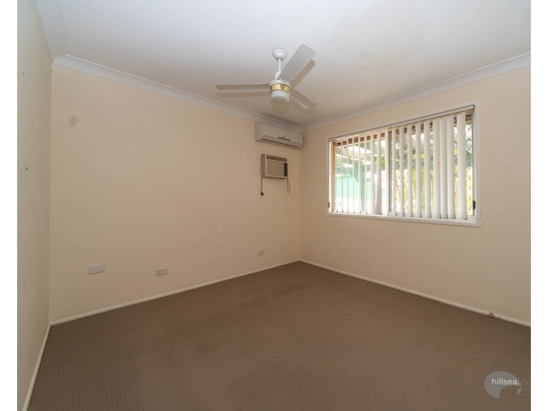 11 Winani Drive, Ashmore QLD 4214