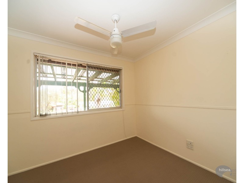 11 Winani Drive, Ashmore QLD 4214