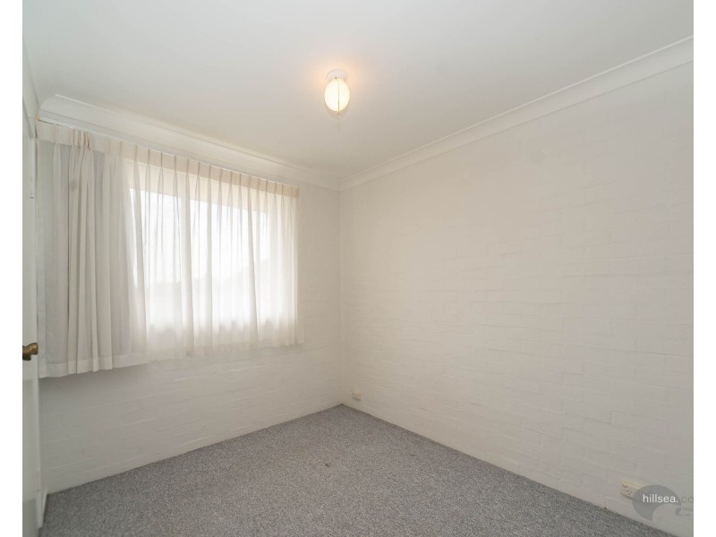 11/13-17 Brown Street, Labrador QLD 4215