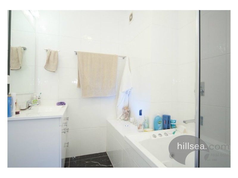 11/18 Parker Street, Labrador QLD 4215