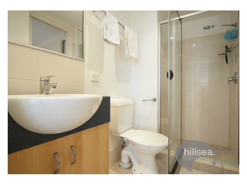 11/18 Parker Street, Labrador QLD 4215