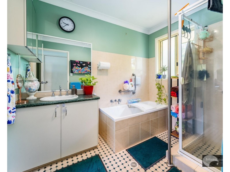 16/482 Pine Ridge Road, Coombabah QLD 4216