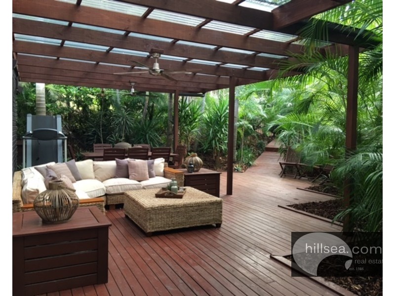 15 Western Way, Oxenford QLD 4210