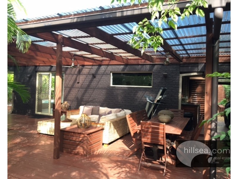 15 Western Way, Oxenford QLD 4210
