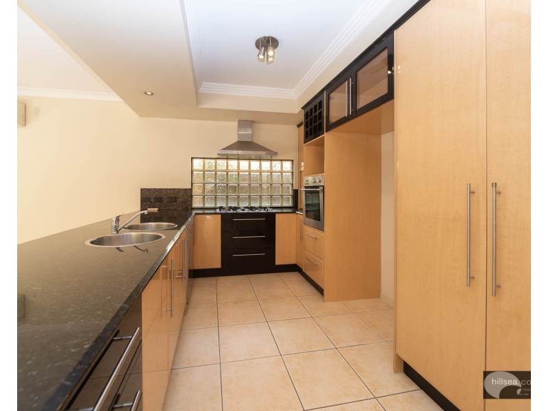 21 Ken Crescent, Helensvale QLD 4212