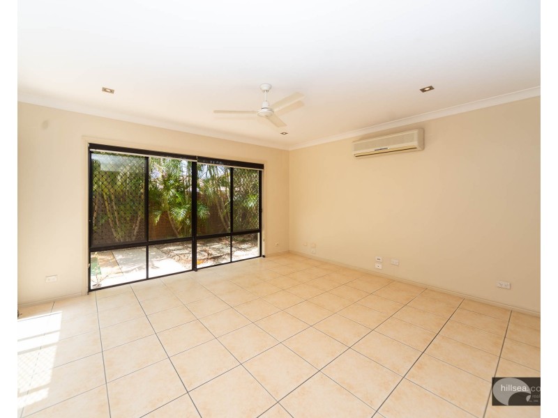 21 Ken Crescent, Helensvale QLD 4212