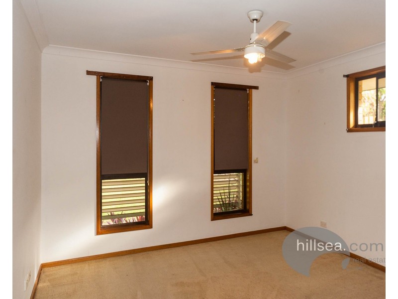 27 Aberdeen Court, Highland Park QLD 4211