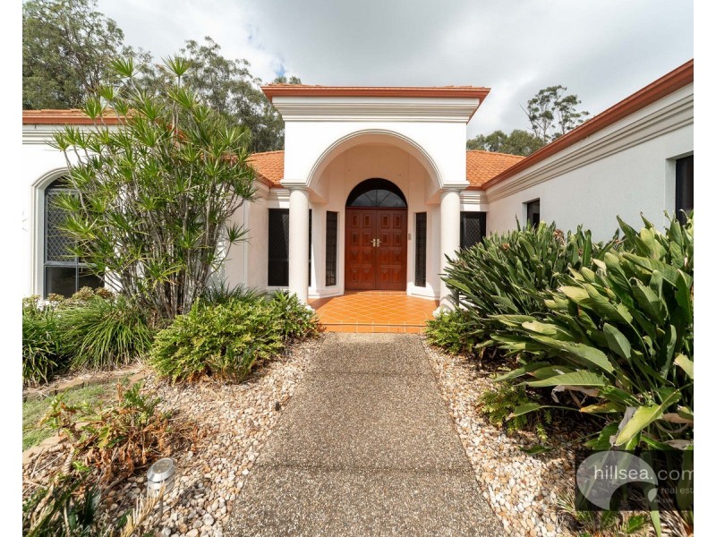 69 Arun Drive, Arundel QLD 4214