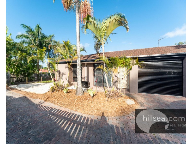 1/25 Telopea Street, Labrador QLD 4215