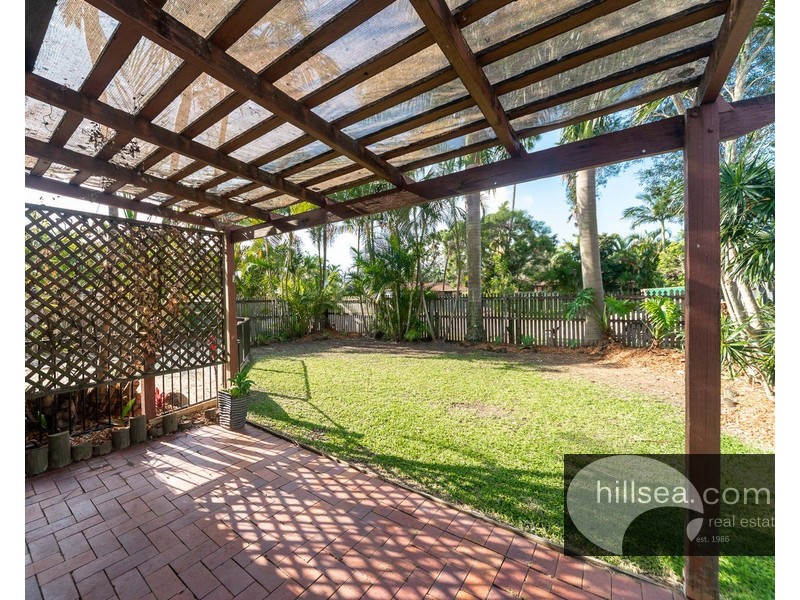 1/25 Telopea Street, Labrador QLD 4215