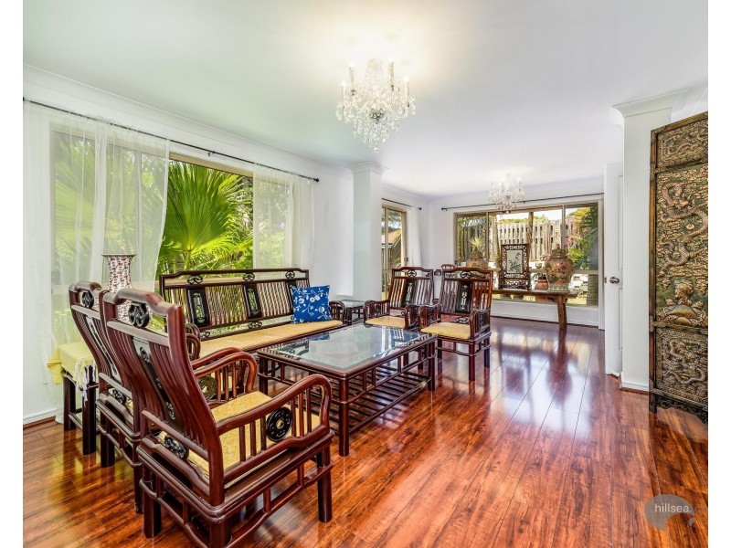 242 Napper Road, Parkwood QLD 4214