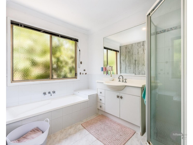 242 Napper Road, Parkwood QLD 4214