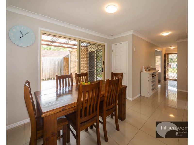20 Pinemount Crescent, Oxenford QLD 4210